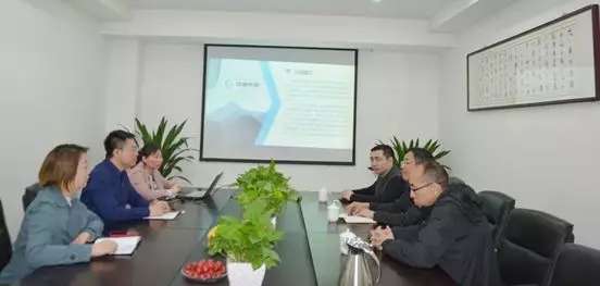 商學(xué)院與科技信息咨詢服務(wù)公司共建校外實(shí)習(xí)基地，助力學(xué)生實(shí)踐能力提升